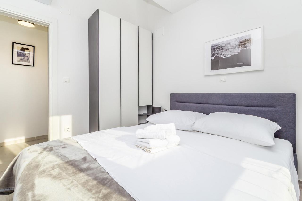 Apartments Solis Lacus Penthouse Njivice Exterior photo